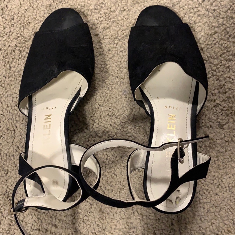 Anne Klein suede black shoes with straps